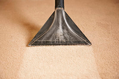 professional carpet cleaning on dirty carpet